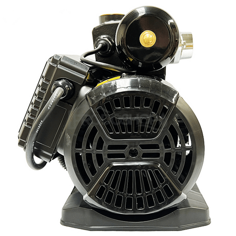 Schéma zapojenia: Vodáreň s frekvenčným meničom WZI-AUTO 900 má ochranu proti chodu na sucho, vodnému rázu, prepätiu i preťaženiu motora.3